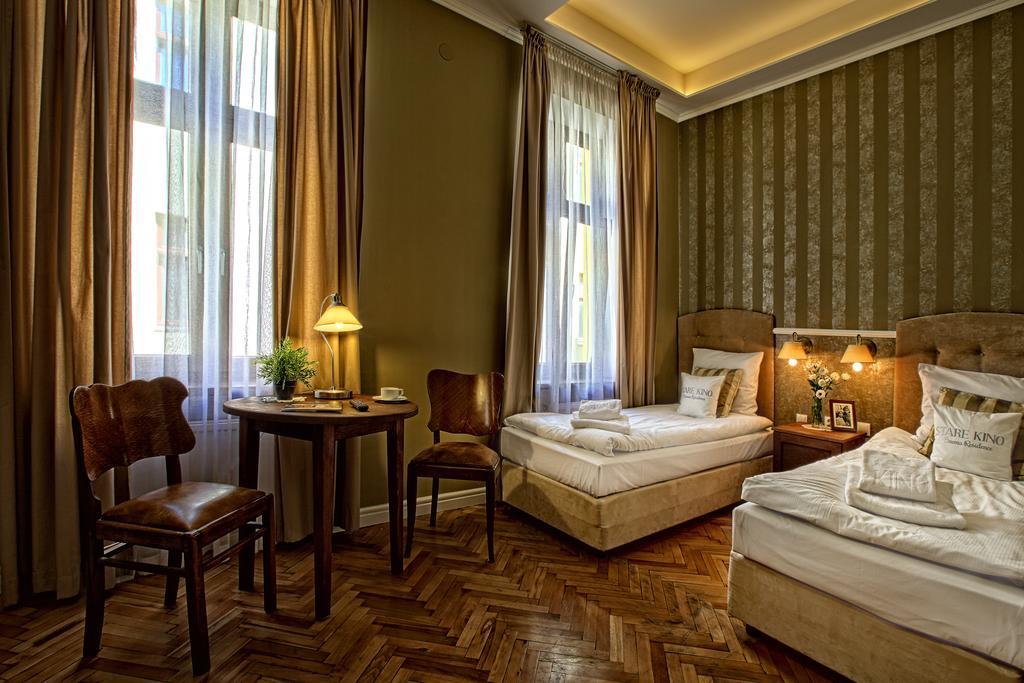 Stare Kino Cinema Residence Лодзь Экстерьер фото