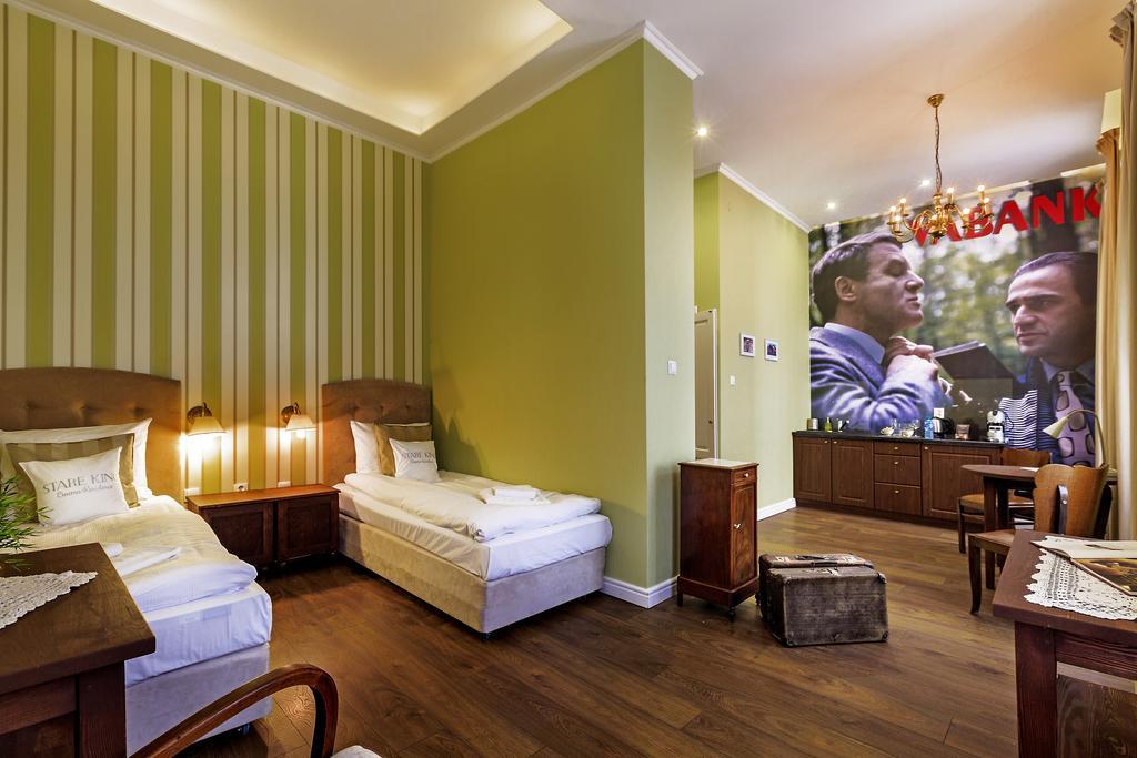 Stare Kino Cinema Residence Лодзь Экстерьер фото